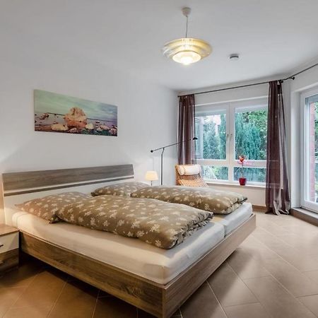 Modernes Apartment In Schoener Lage Дюселдорф Екстериор снимка