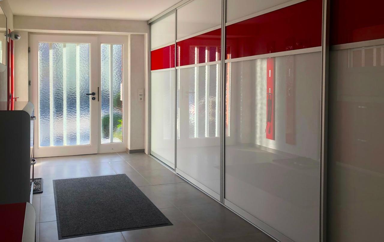 Modernes Apartment In Schoener Lage Дюселдорф Екстериор снимка