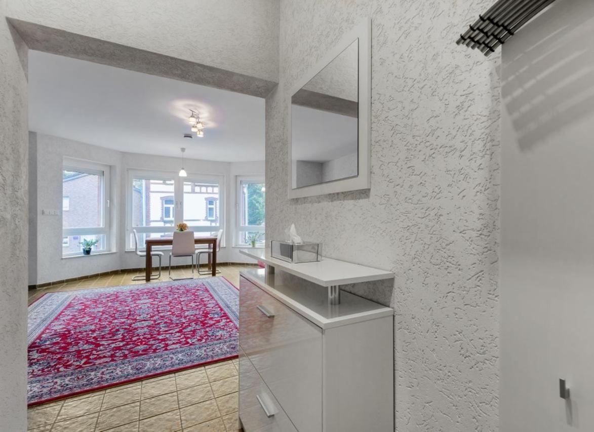 Modernes Apartment In Schoener Lage Дюселдорф Екстериор снимка