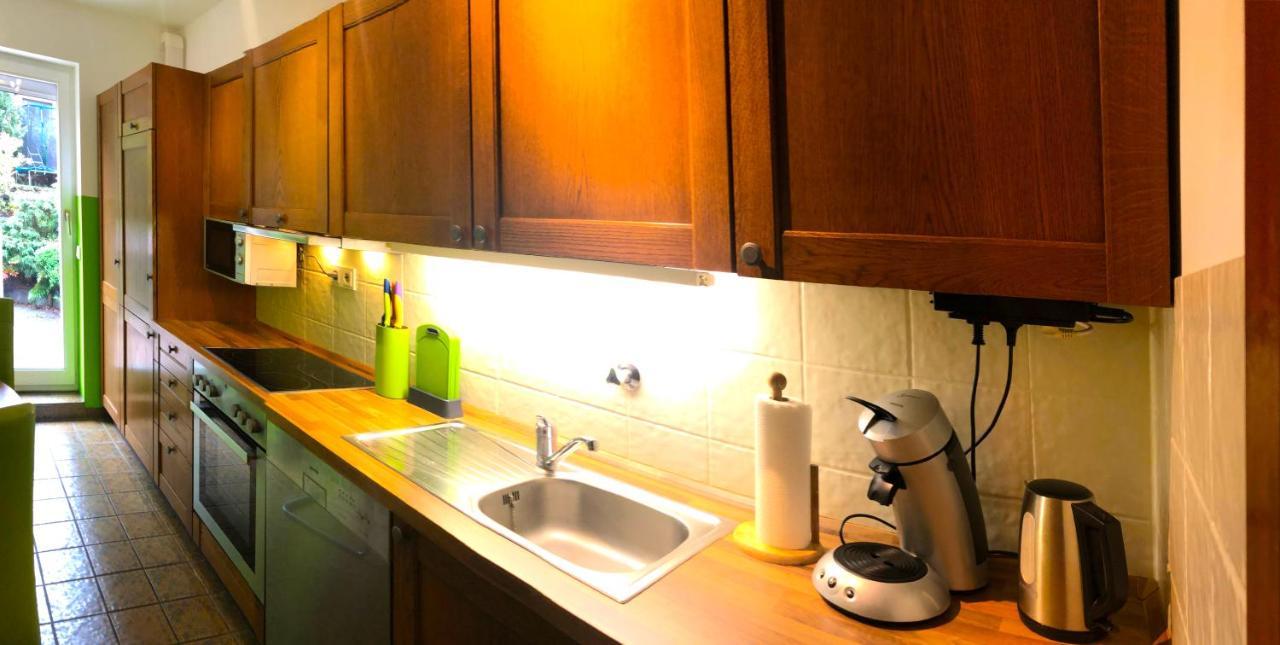 Modernes Apartment In Schoener Lage Дюселдорф Екстериор снимка