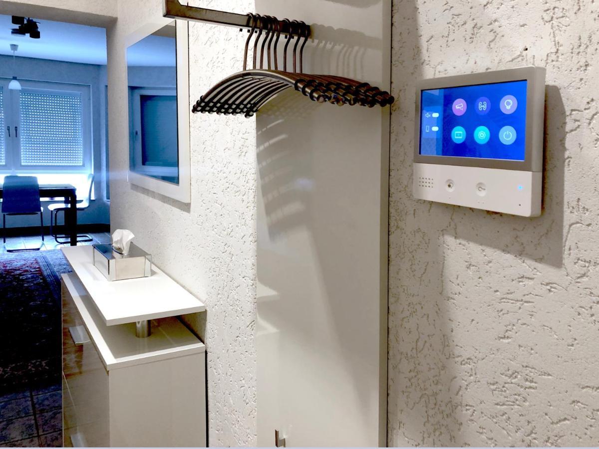 Modernes Apartment In Schoener Lage Дюселдорф Екстериор снимка